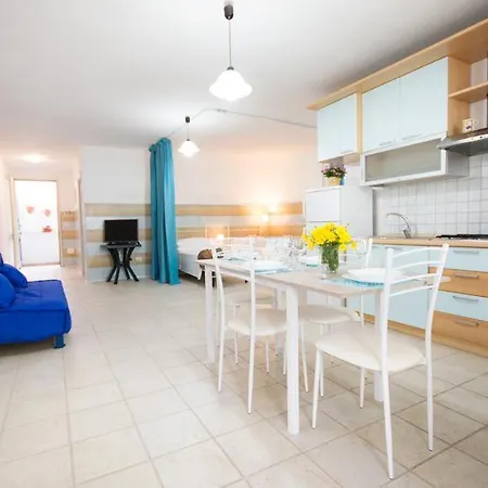 Tavernetta Azzurra Ferienhaus *